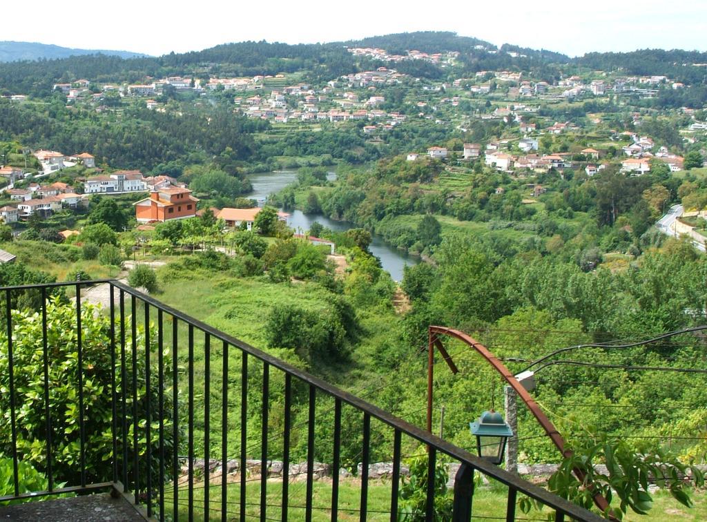 Hôtel Quinta Das Vessadas à Castelo de Paiva Extérieur photo
